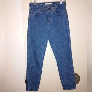 Levi's premium Wedgie fit jeans hidden button fly 27